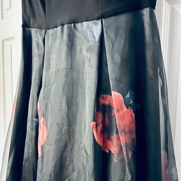 NWT Ignite Evenings Floral Print Taffeta Cap Sleeve Round Neck Gown, Sz 6 - Picture 8 of 10